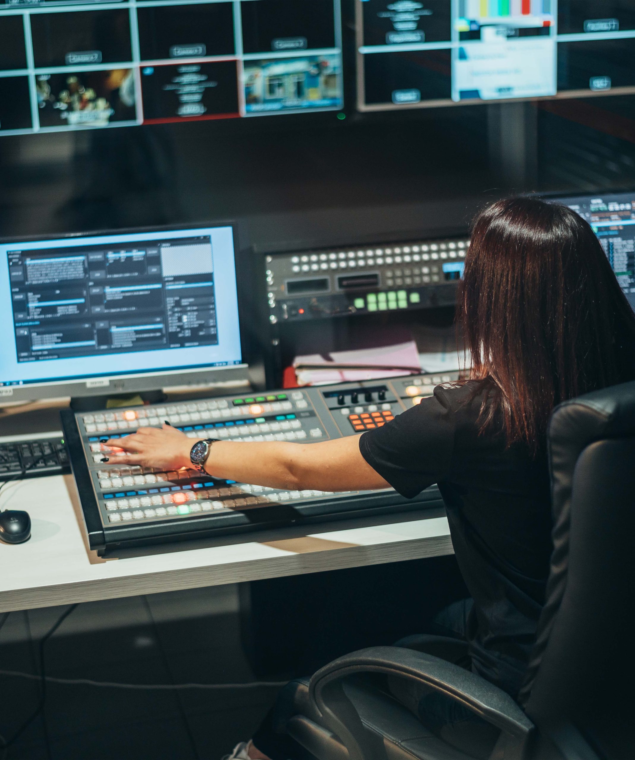 video production equipment editing bay software monitors