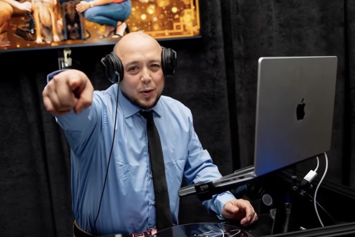 DJ Rob Thompson